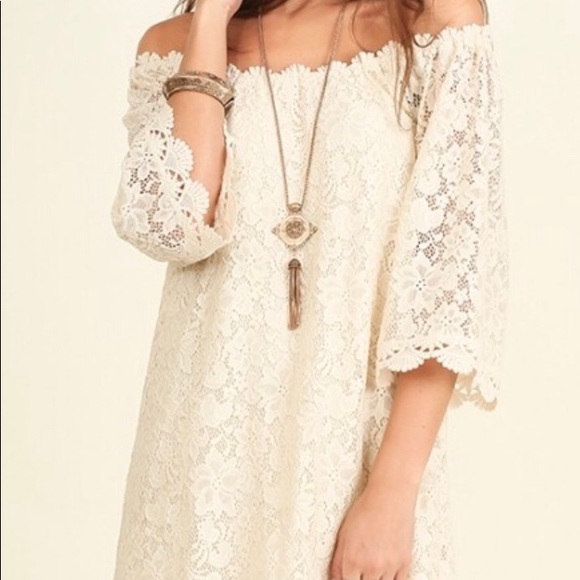 ⭐️last one⭐️ umgee off-shoulder lace dress - Picture 5 of 8